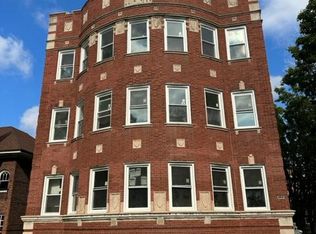 1111 Bonnie Brae Pl APT 1E, River Forest, IL