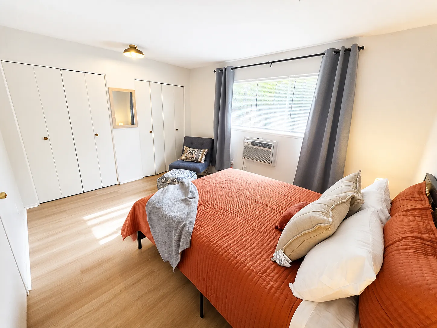 1 bed, 700 sqft, $1,600 — Photo 2