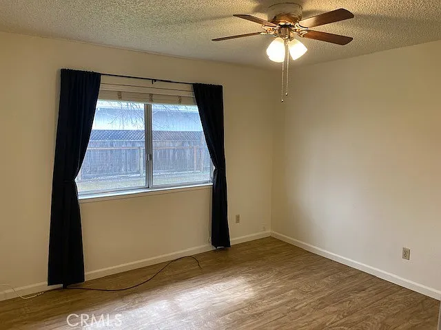 18720 Magnolia Ct — Photo 12