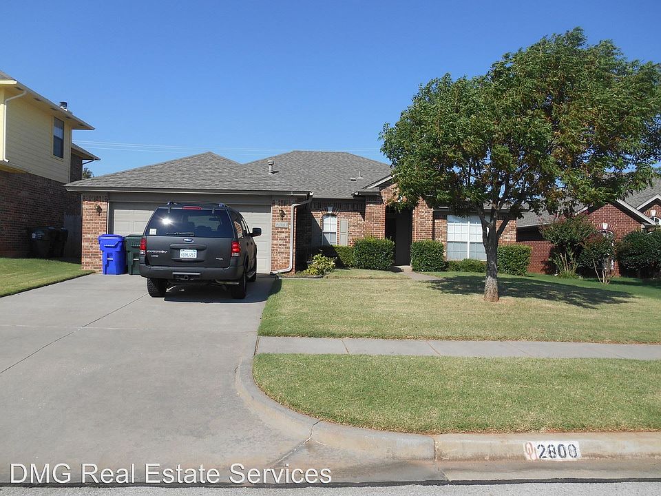1st image of 2808 Weymouth Ct