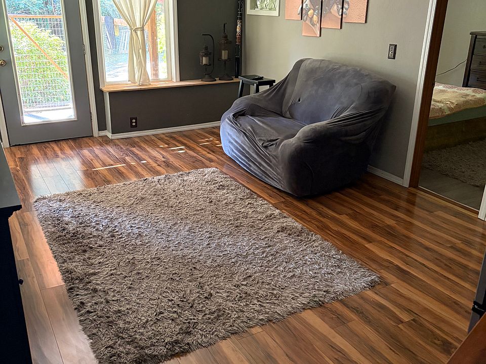 1st image of 4818 Fern Ave NE