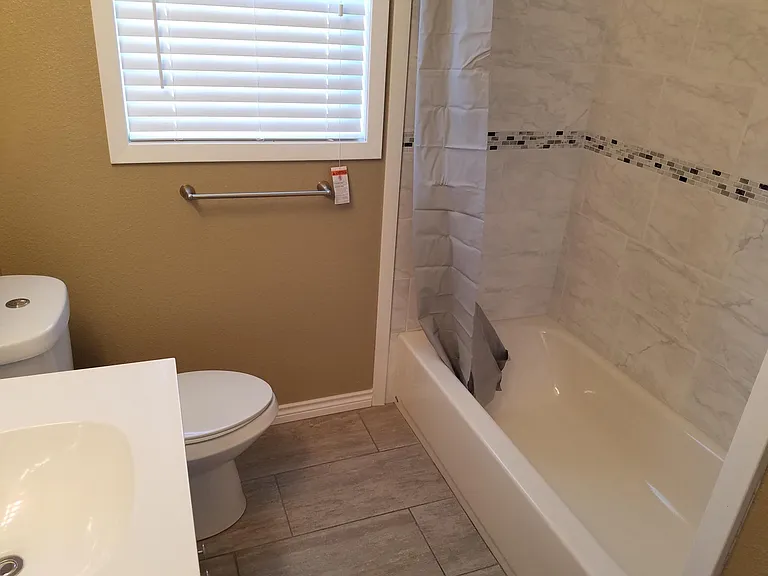 634 Chase Dr — Photo 3