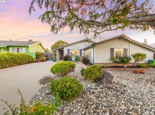 24725 Calaroga Ave, Hayward, CA 94545