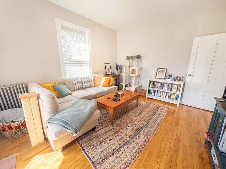 35 1/2 Essex St #2 — Photo 2