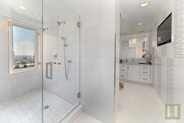 Sold by Halstead Real Estate | media 6