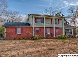 8000 Craigmont Rd SW, Huntsville, AL 35802