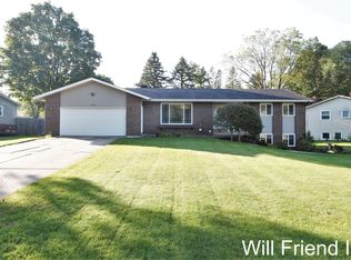 1536 Ridgewood Dr, Jenison, MI 49428