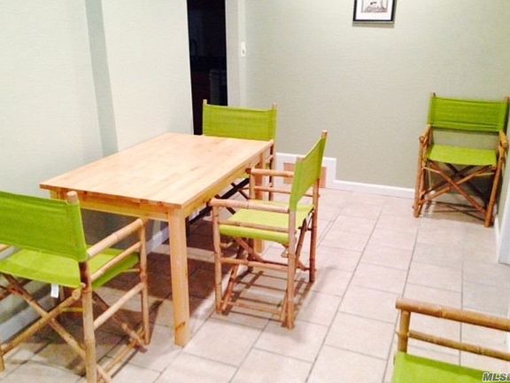 3rd image of 10 Bungalow Walk APT 3