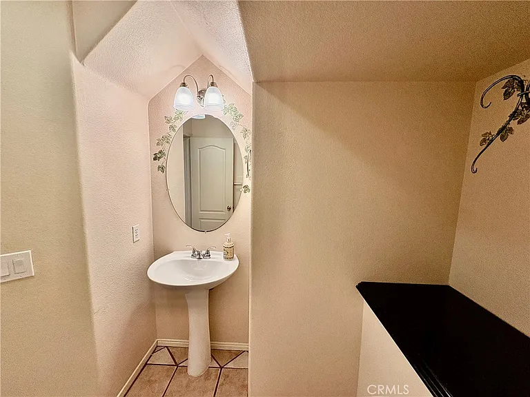 7147 Tanager Dr — Photo 29