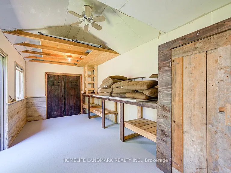 65 Cooks Bay Dr — Photo 19