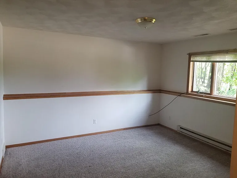 11 Dunraven Ct — Photo 8