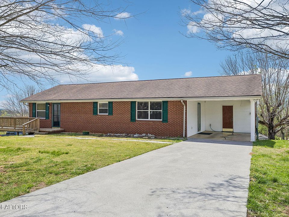 1st image of 132 Webb Cir