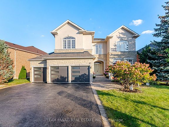 3rd image of 58 Saint Hubert Dr