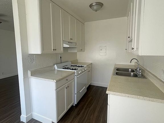 5th image of 1259 N Loma Vista Dr APT 7