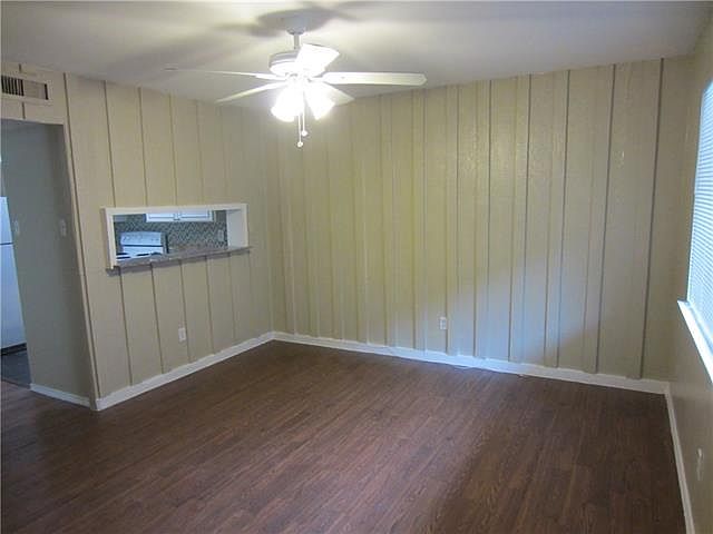 1st image of 2910 Throckmorton St APT 107