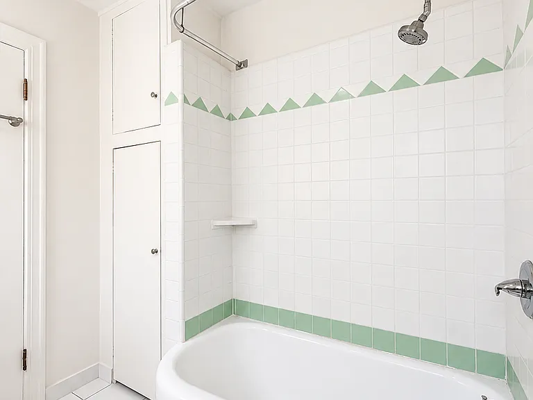 832 N Edinburgh Ave #10 — Photo 9