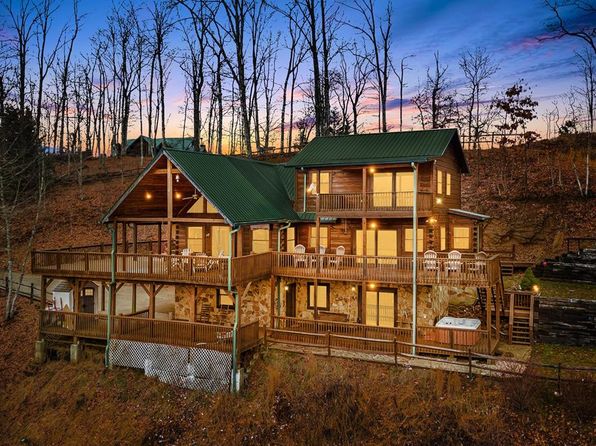 1603 Black Forest Dr, Bryson City, NC 28713
