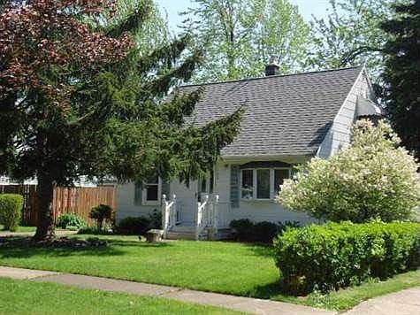 1st image of 199 Woodland Dr
