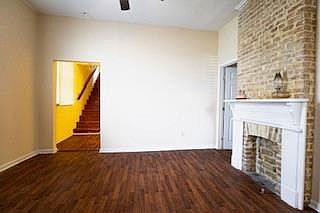 5th image of 1811-13 Aubry St