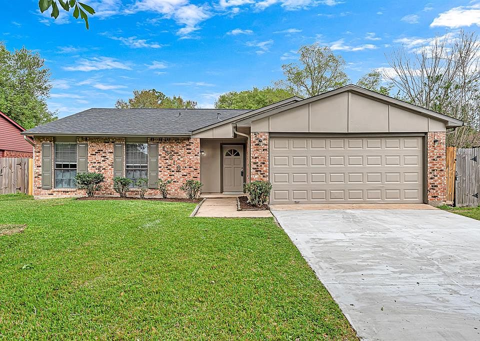 1st image of 15618 Fall Briar Dr