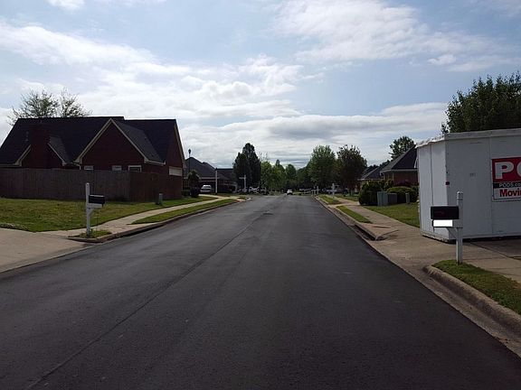 5th image of 4523 Revere Way