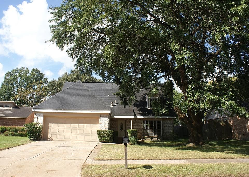 1st image of 6851 Drewlaine Fields Ln