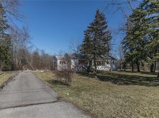 34645 Aurora Rd, Solon, OH 44139