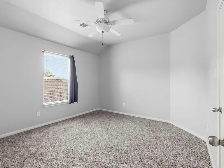 11502 Stonepine Meadow Ct — Photo 32