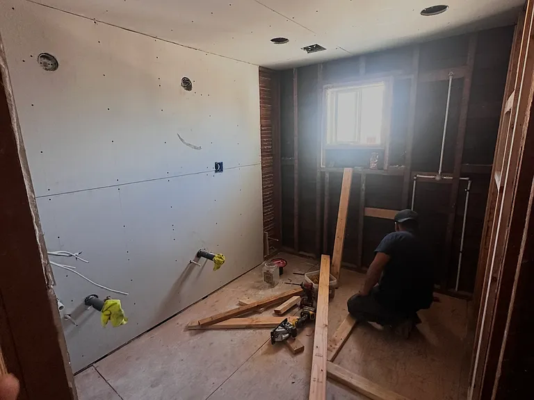 349 W Lomita Ave — Photo 5