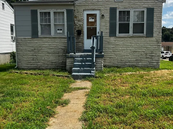 5600 Gatesworth Ave, Saint Louis, MO 63136