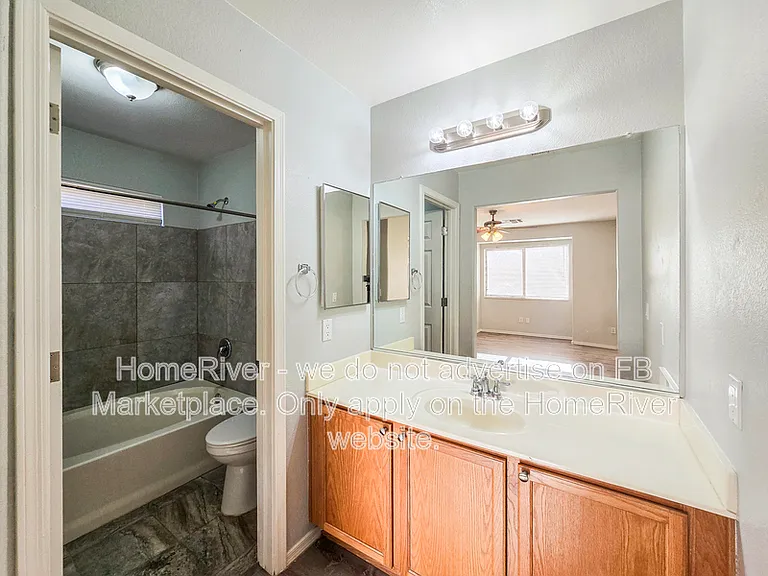 30580 N Maple Chase Dr — Photo 13