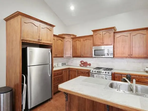 122 Treasure Cv, Lafayette, LA 70508