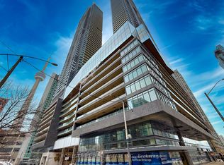 1 Concord Cityplace Way #1701, Toronto, ON M5V 0X3