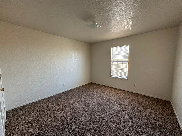 3400 Cantabrian Dr — Photo 9