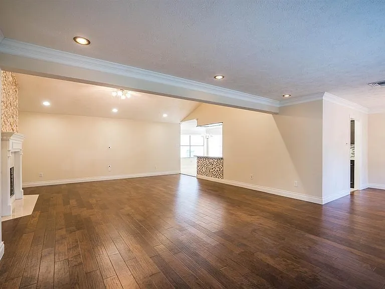 21203 Park Brook Dr — Photo 13