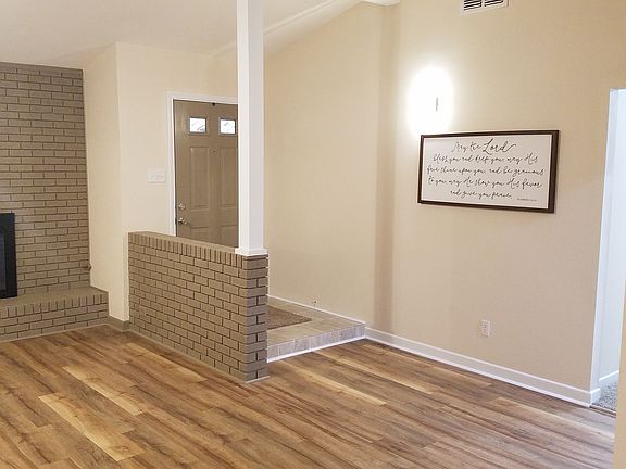 Entry way 