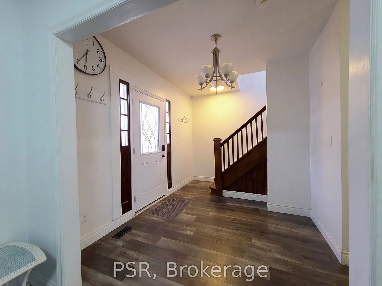 3 bed, $3,200 — Photo 2