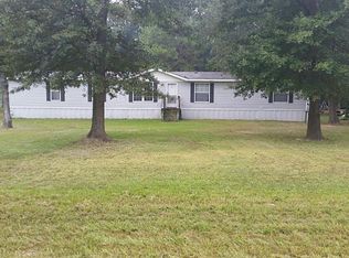 17829 Oaks Dr, New Caney, TX 77357