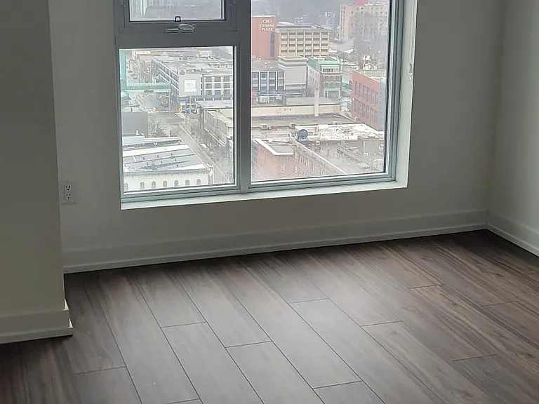 55 Duke St W #1906 — Photo 16