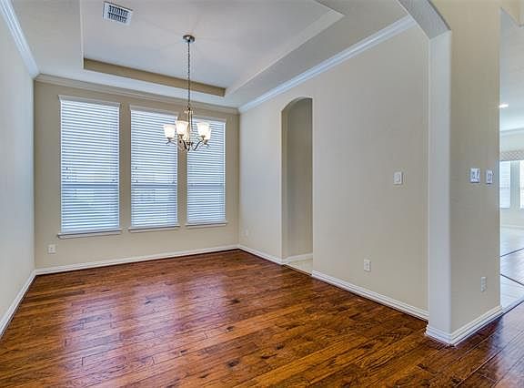 4th image of 4208 Overton Dr