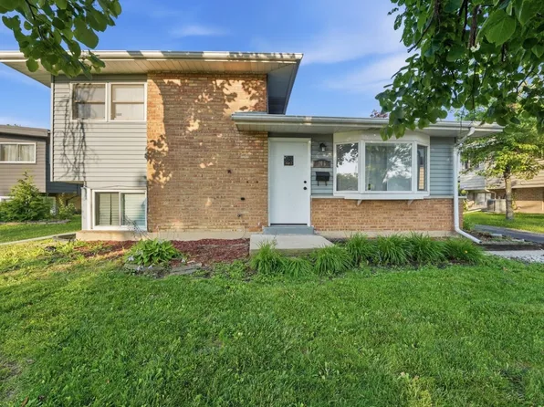106 Well St, Park Forest, IL 60466