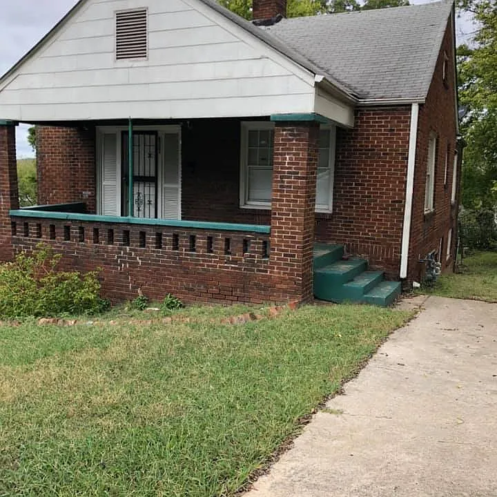 3826 39th Ave N