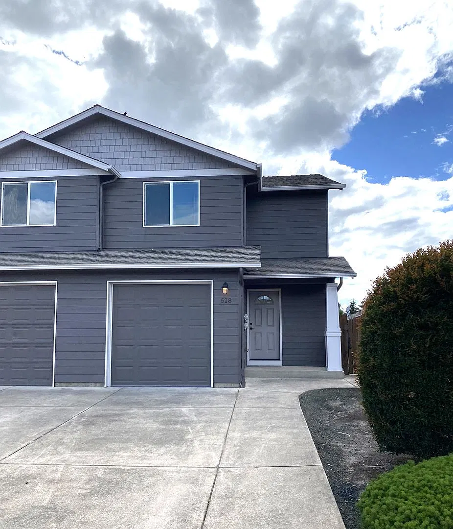 618-620 Broad St Monmouth, OR 97351 — Photo 1