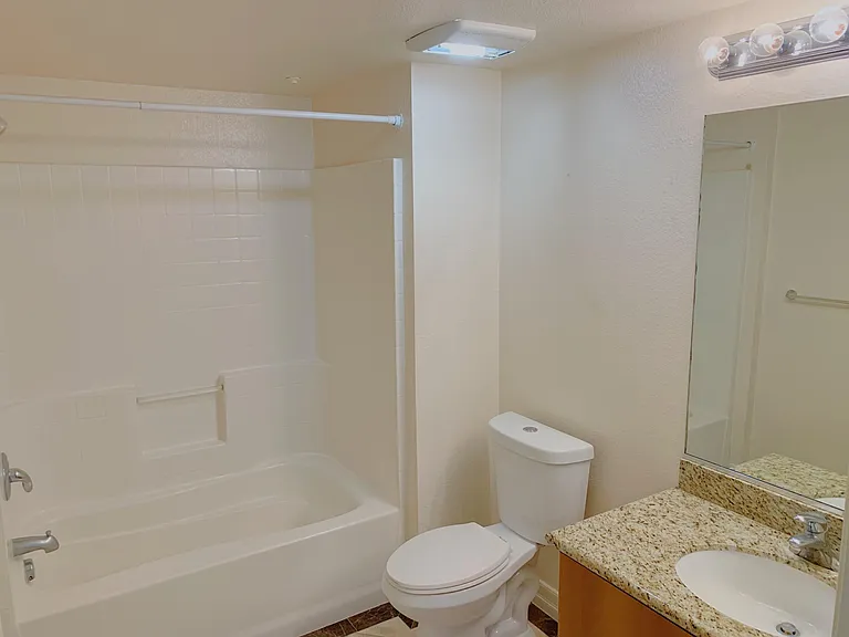 550 Park Blvd #2407 — Photo 6