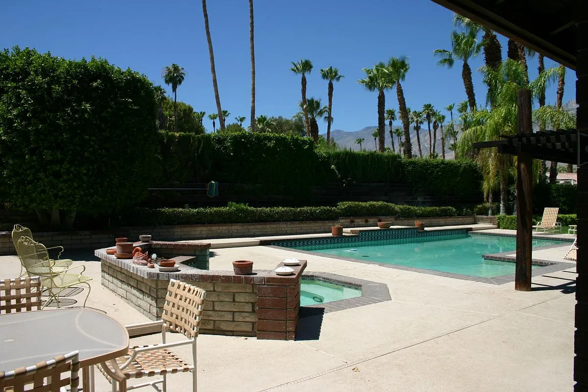 3177 E Cajon Circle — Photo 3