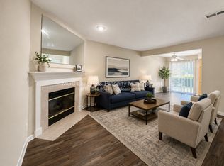 1845 NE Knollbrook St, Lees Summit, MO 64086