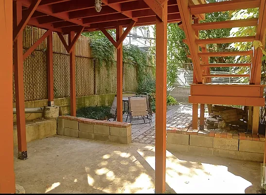 Rented by Compass | media 10