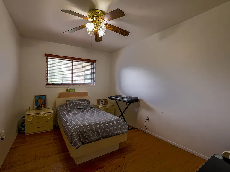 36389 Almont Ct — Photo 12
