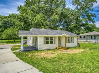 1208 S Broad St, Monroe, GA 30655
