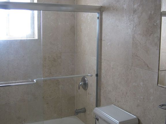 3rd image of 1492 Holly Heights Dr #4
